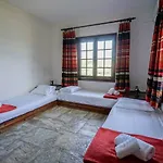 Jaktstuga Sonia Rustic Mansion - 5bd 30 Sec Walk To Agioi Apostoloi (Evia)