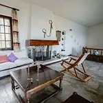 Sonia Rustic Mansion - 5bd 30 Sec Walk To Agioi Apostoloi (Evia)