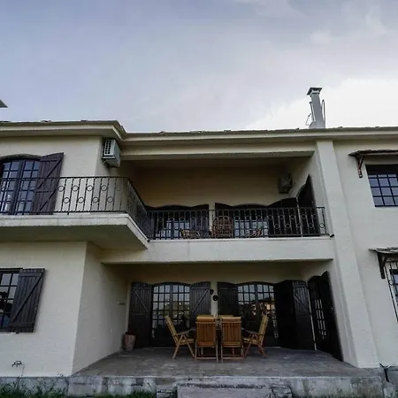 Sonia Rustic Mansion - 5bd 30 Sec Walk To Jaktstuga Agioi Apostoloi (Evia)