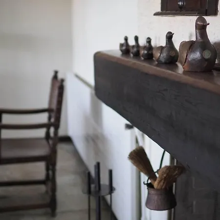 Sonia Rustic Mansion - 5bd 30 Sec Walk To Jaktstuga Agioi Apostoloi (Evia)